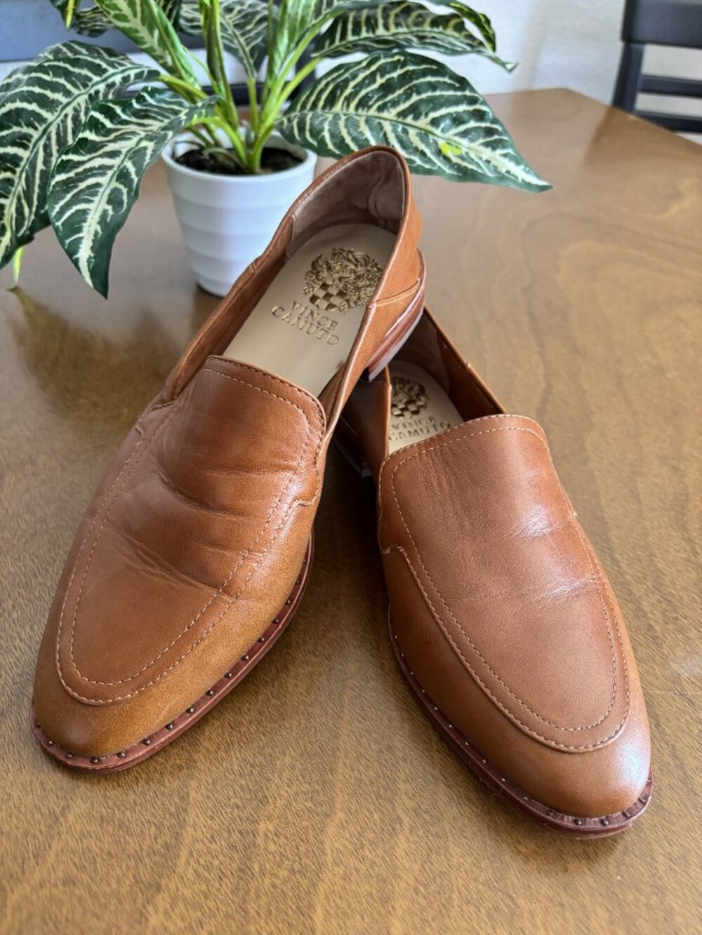 Vince Camuto Cretinian Leather Loafers Warm Caramel Size 6.5M Never Worn